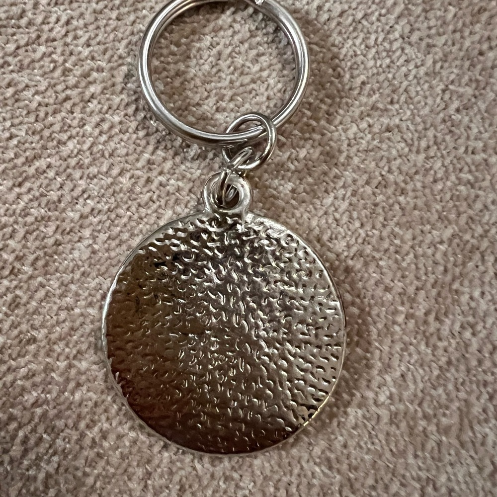 Red Smiley Face Keychain - Picture 3 of 4